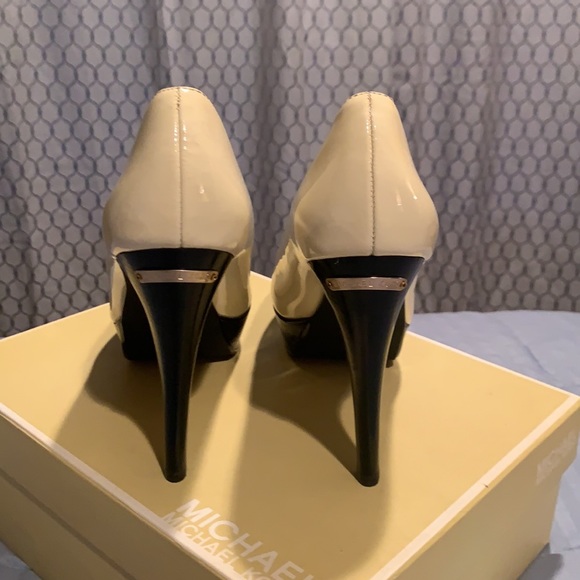Michael Kors Lana platform peep toe 10 vanilla - Picture 3 of 10